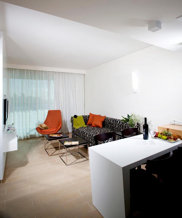 West All Suites Hotel Ashdod Ngoại thất bức ảnh