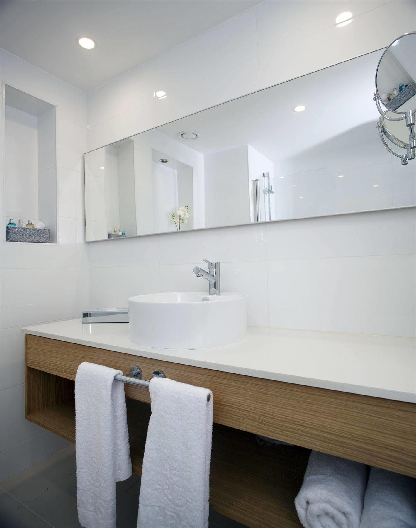 West All Suites Hotel Ashdod Ngoại thất bức ảnh