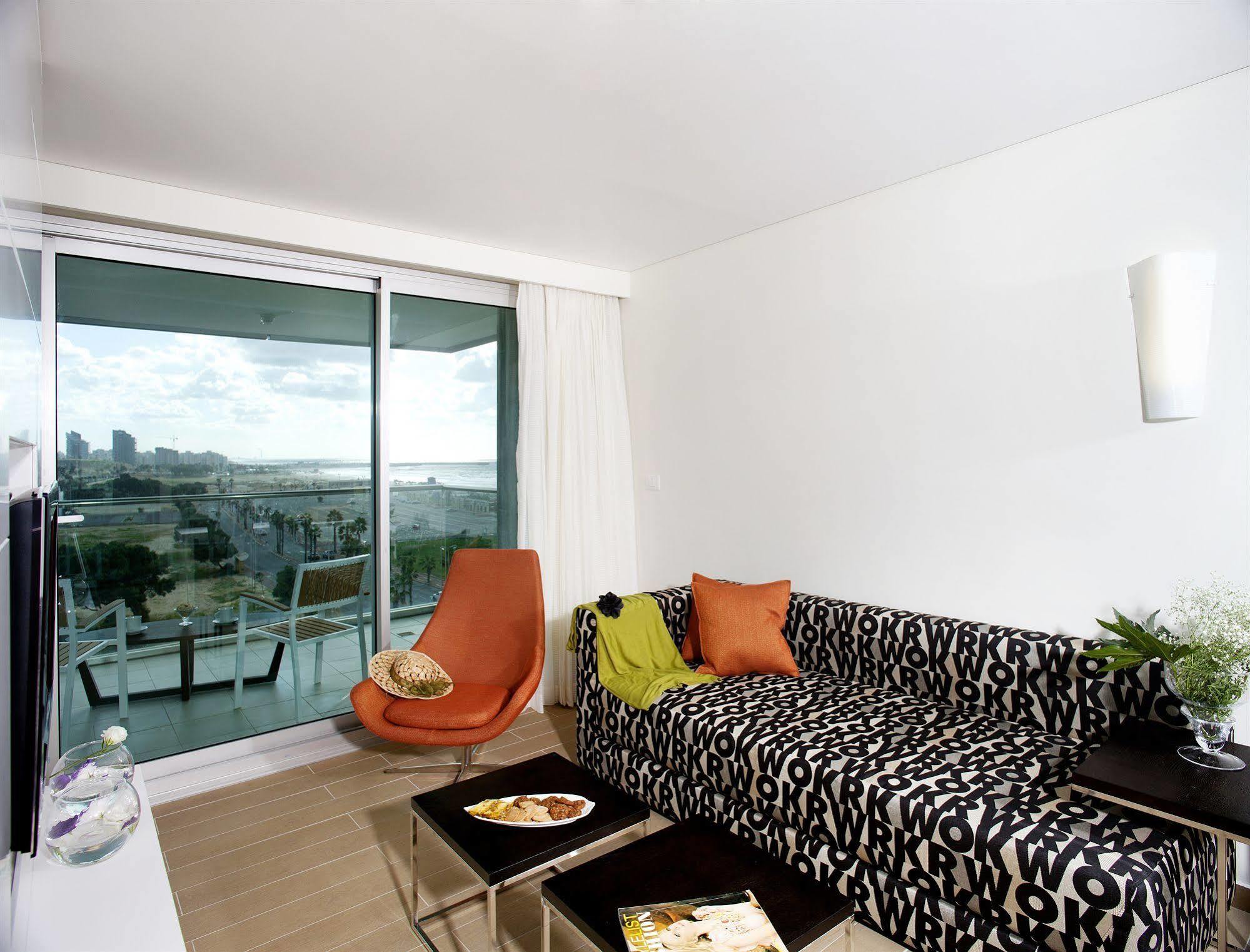 West All Suites Hotel Ashdod Ngoại thất bức ảnh